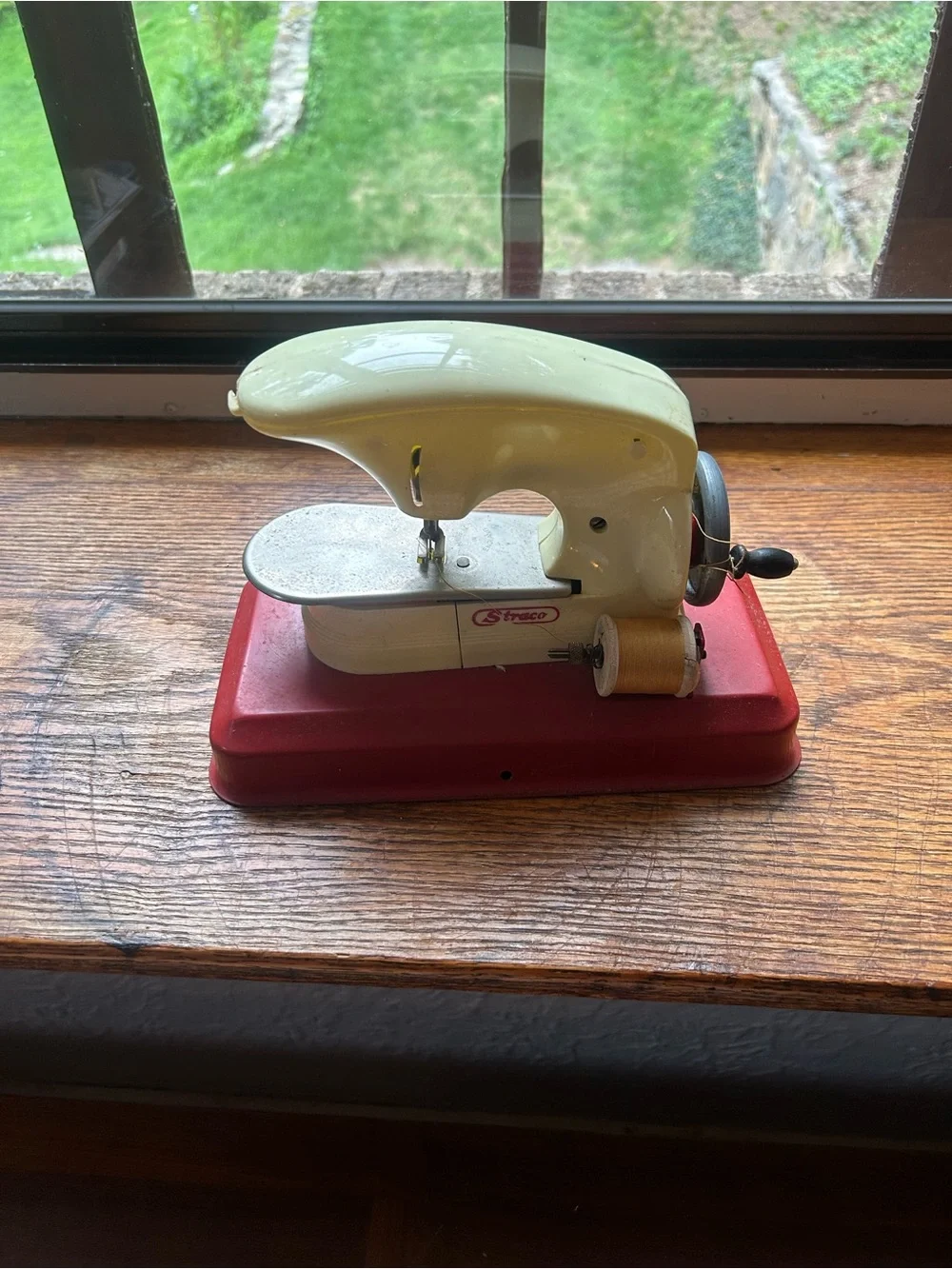 Retro Kids Toy Sewing Machine in Cream and Red -